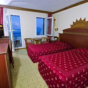 Grand Newport **** Gümbet